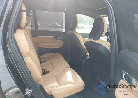 2023 Volvo Xc90 Recharge Plug-In Hybrid T8 Ultimate Dark Theme 7-Seater z USA, uszkodzony, nr VIN YV4H60CX4P1967593